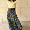 Jupe wax bleu marine fleurs jaunes Niyya