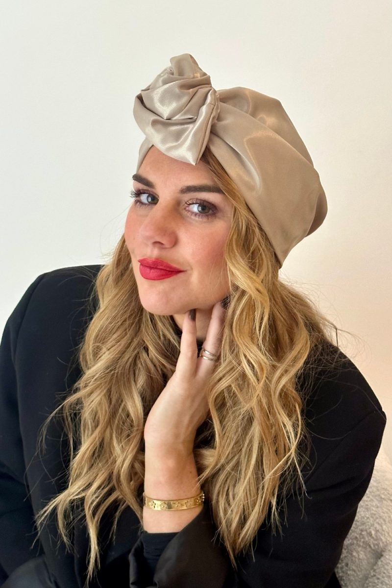 Turban satiné beige doré Niyya