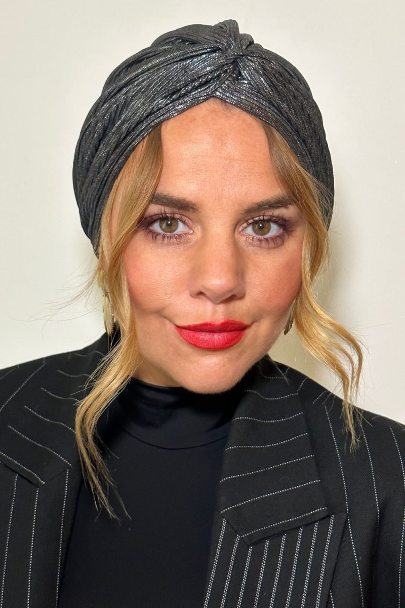 Turban plissé gris brillant Niyya