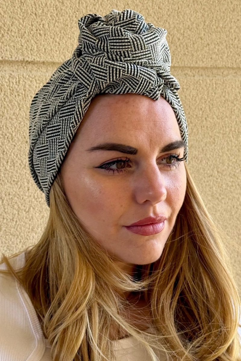 Turban brocart graphique gris et blanc Niyya