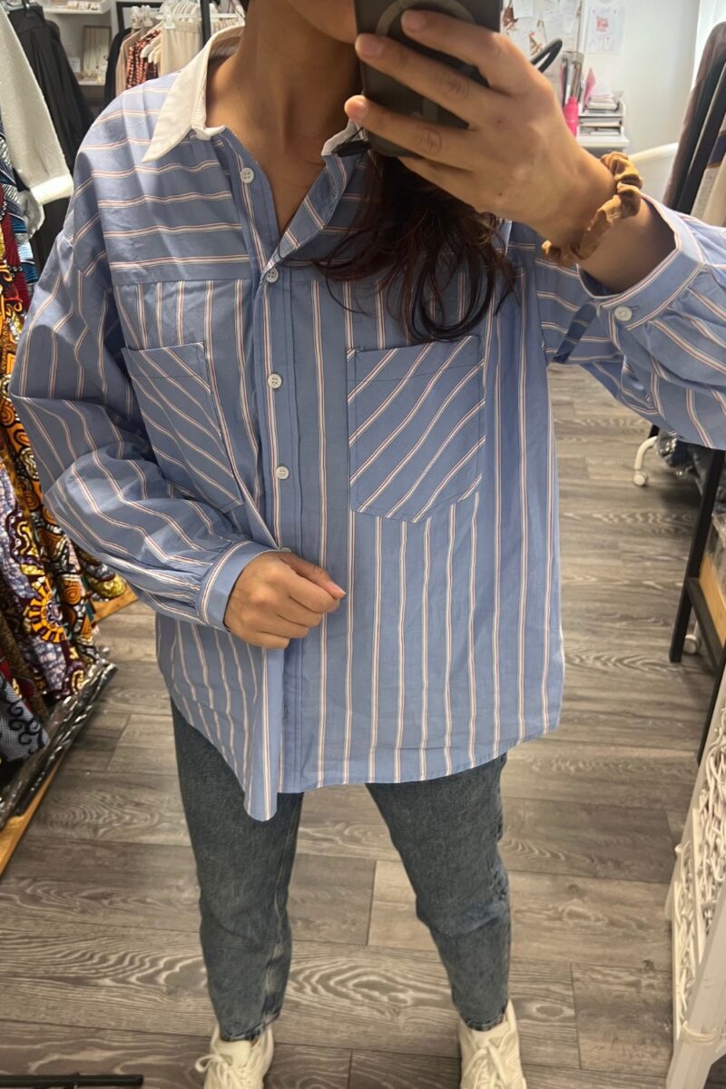 Chemise oversize rayée bleu et rouge Niyya