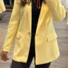 Blazer long léger jaune pastel Niyya
