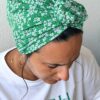 Turban femme vert fleuri
