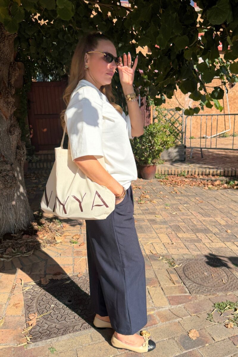 Pantalon fluide rayé bleu nuit