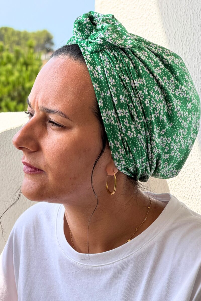 Turban femme vert fleuri
