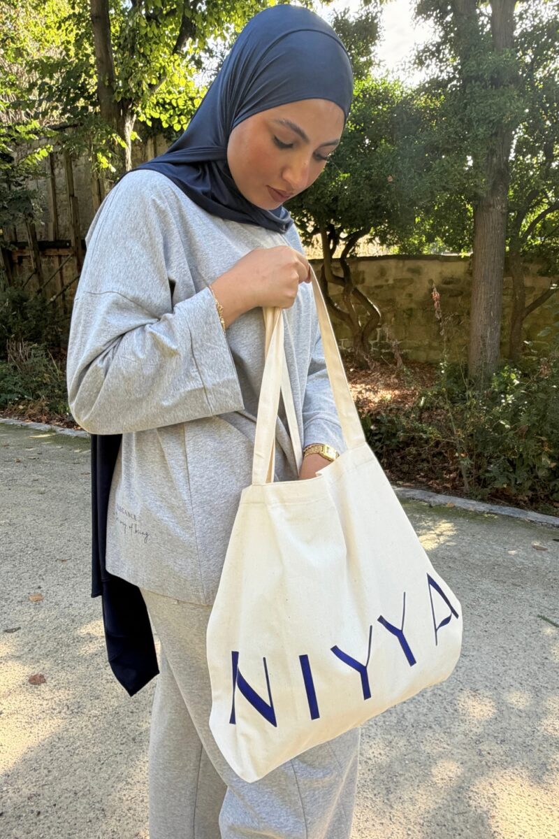 Tote bag en coton écru et bleu marine | Niyya Paris