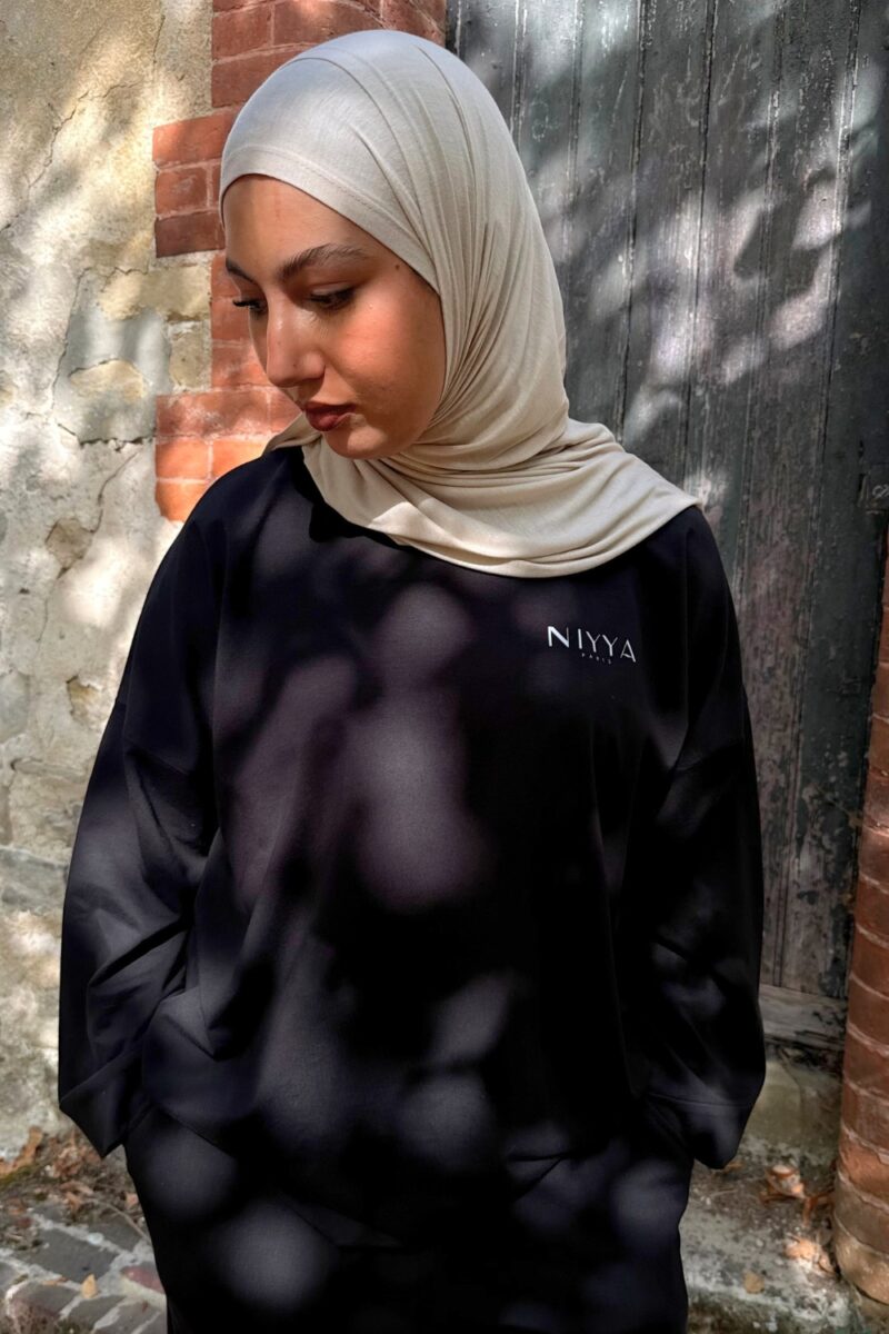 Tunique longue noire oversize | Niyya Paris