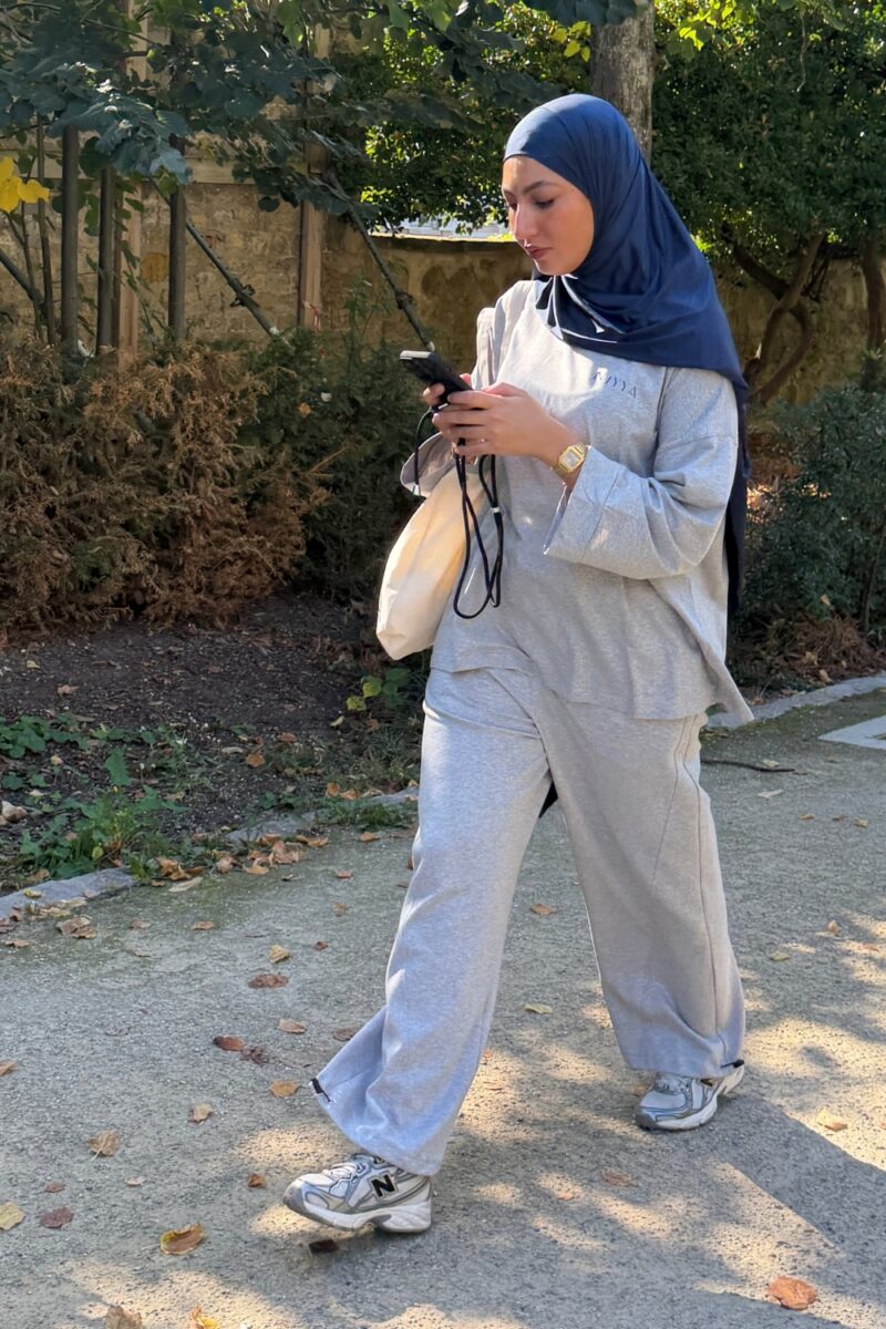 Jogging baggy gris femme 100 % coton | Niyya Paris